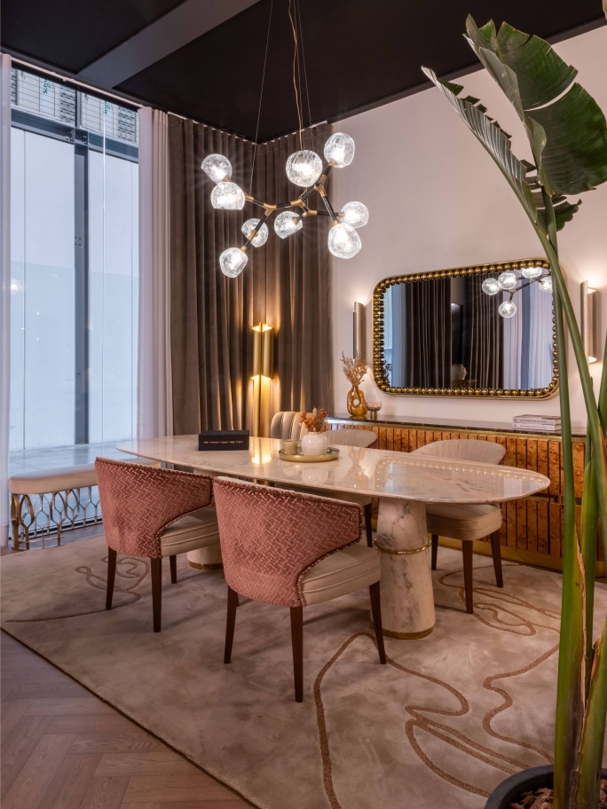 The Taupe Rug as the Soul of a Dining&nbsp;Room by Rug'Society