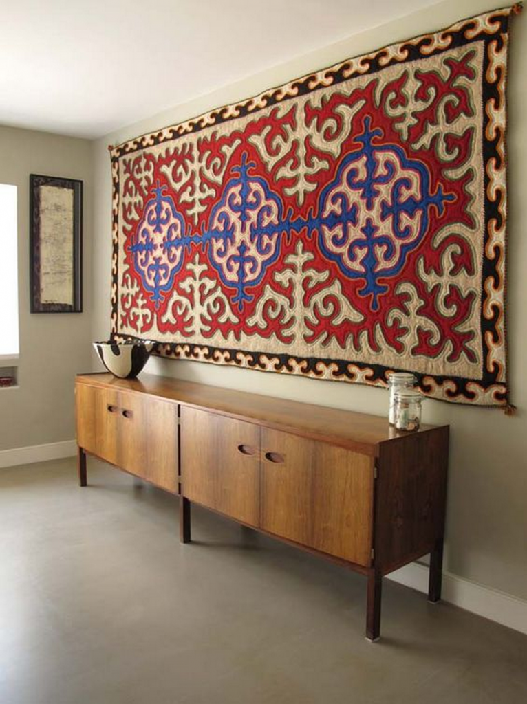 Rugs Instead Of Paintings Passing, Rug For Wall