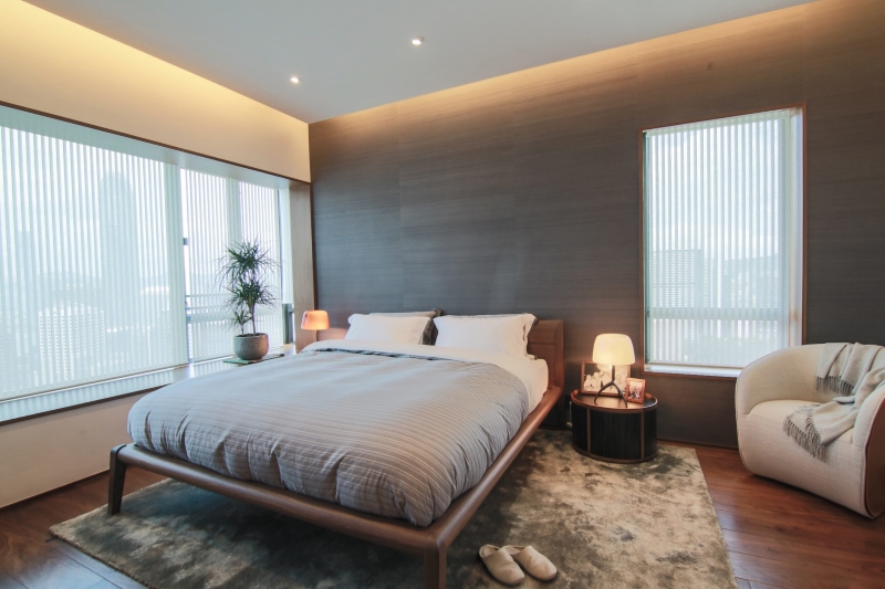 Modern Rug Designs by Liquid Interiors Residential Projects - Macdonnell Road Bedroom