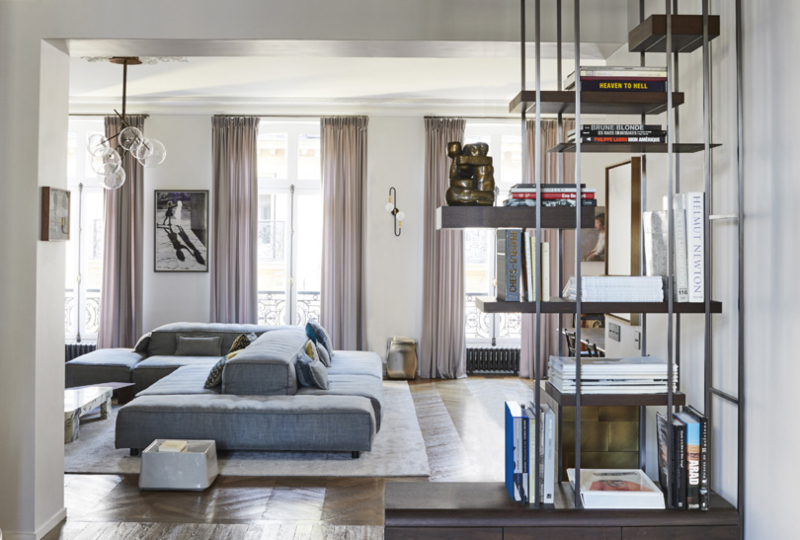 Rug design ideas by Bismut et Bismut Architectes. Living room with natural light, grey sofa and lounge rug