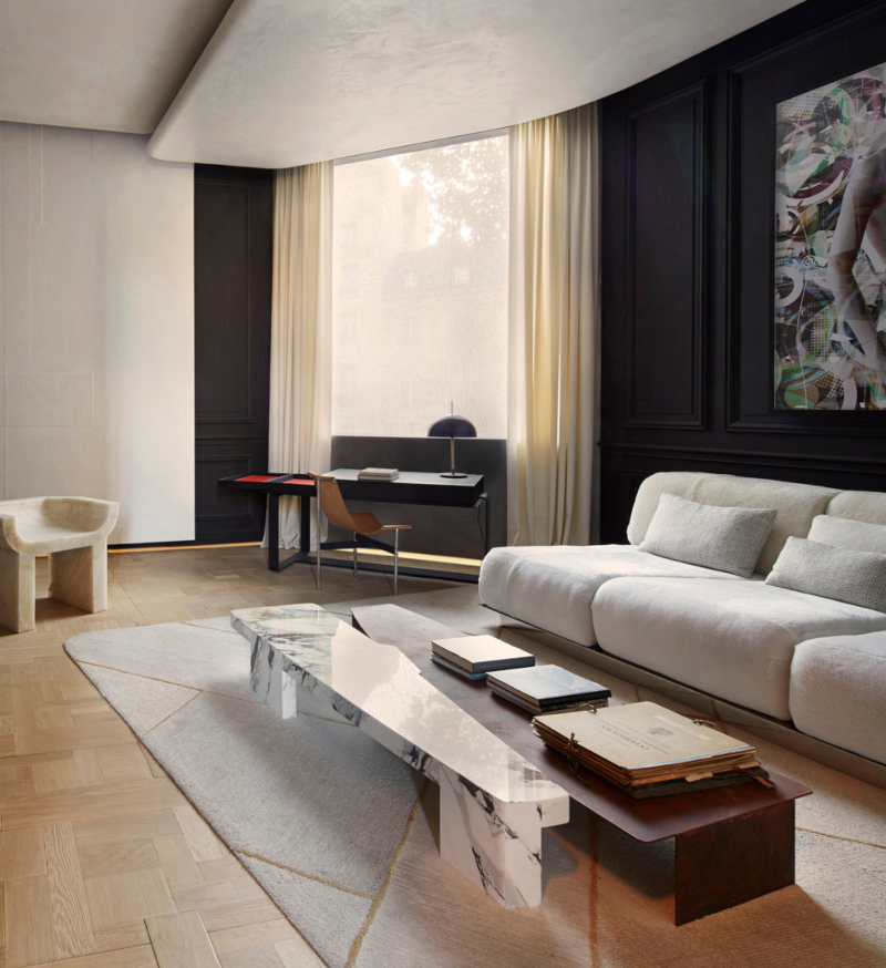 Rug design ideas by Bismut et Bismut Architectes. In a classic flat, the neutral carpet with some gold brings modernity and uniqueness.