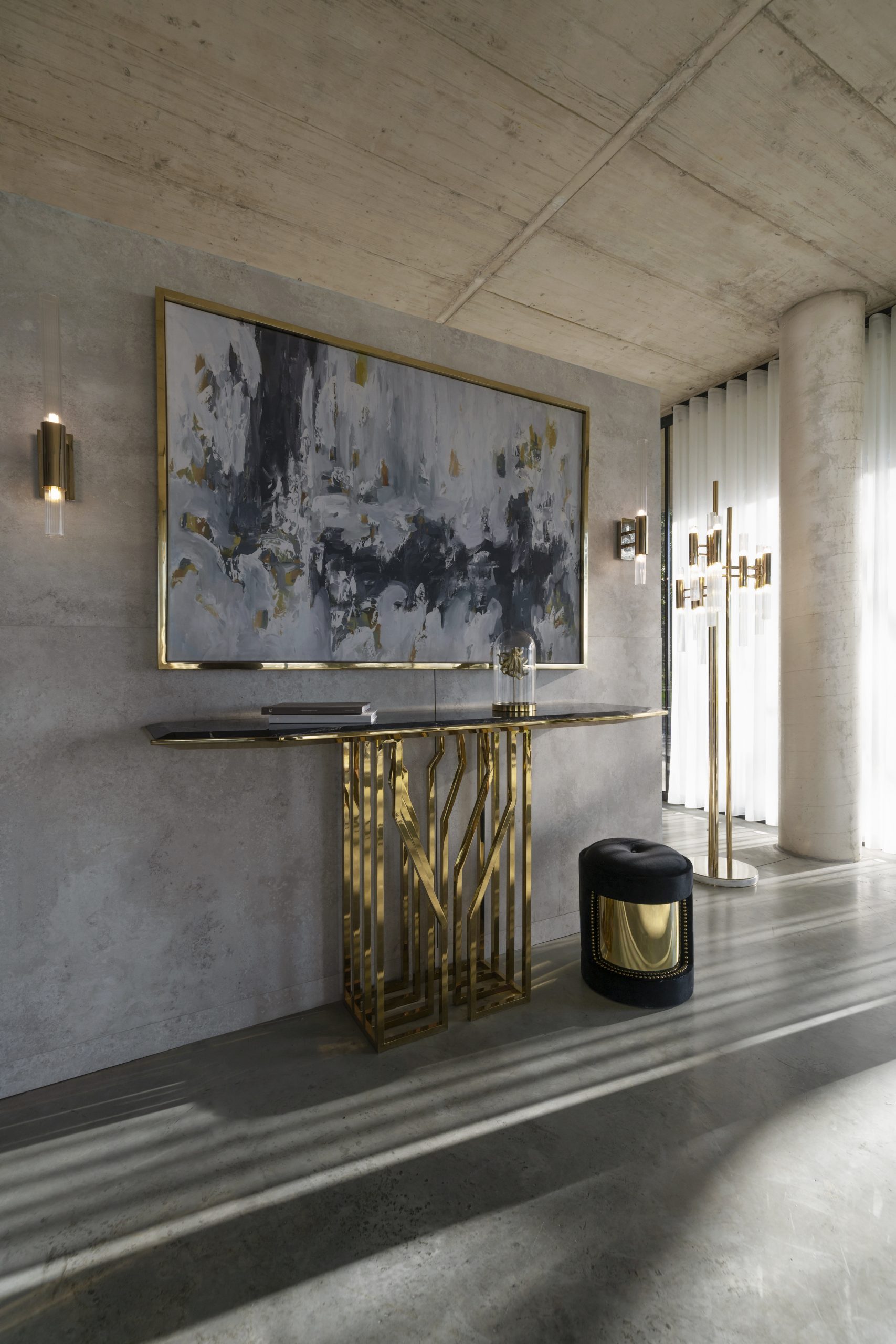 Unveiling The Wonders Of The LUXXU Showroom